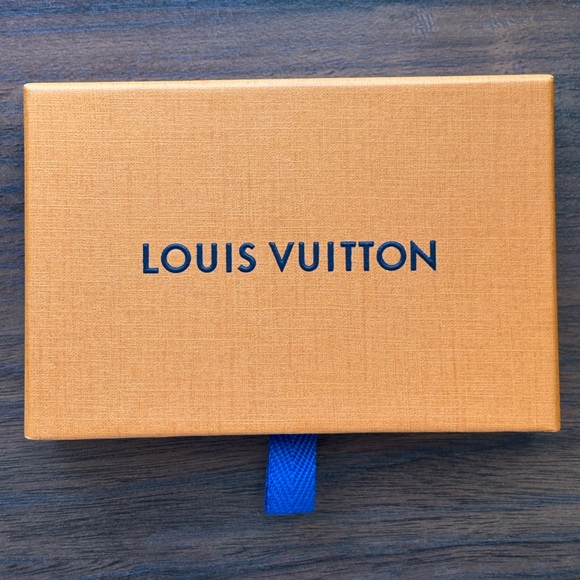 NEW Louis Vuitton Bracelet - Picture 3 of 6